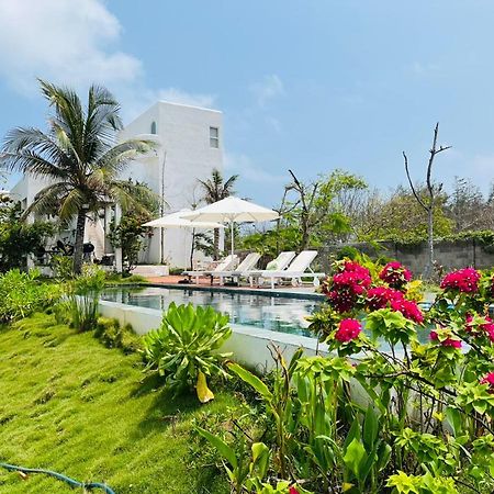 Ho Lan Retreat, Villa Mat Bien Danh Cho 8 Nguoi. Pho Tri Exterior photo